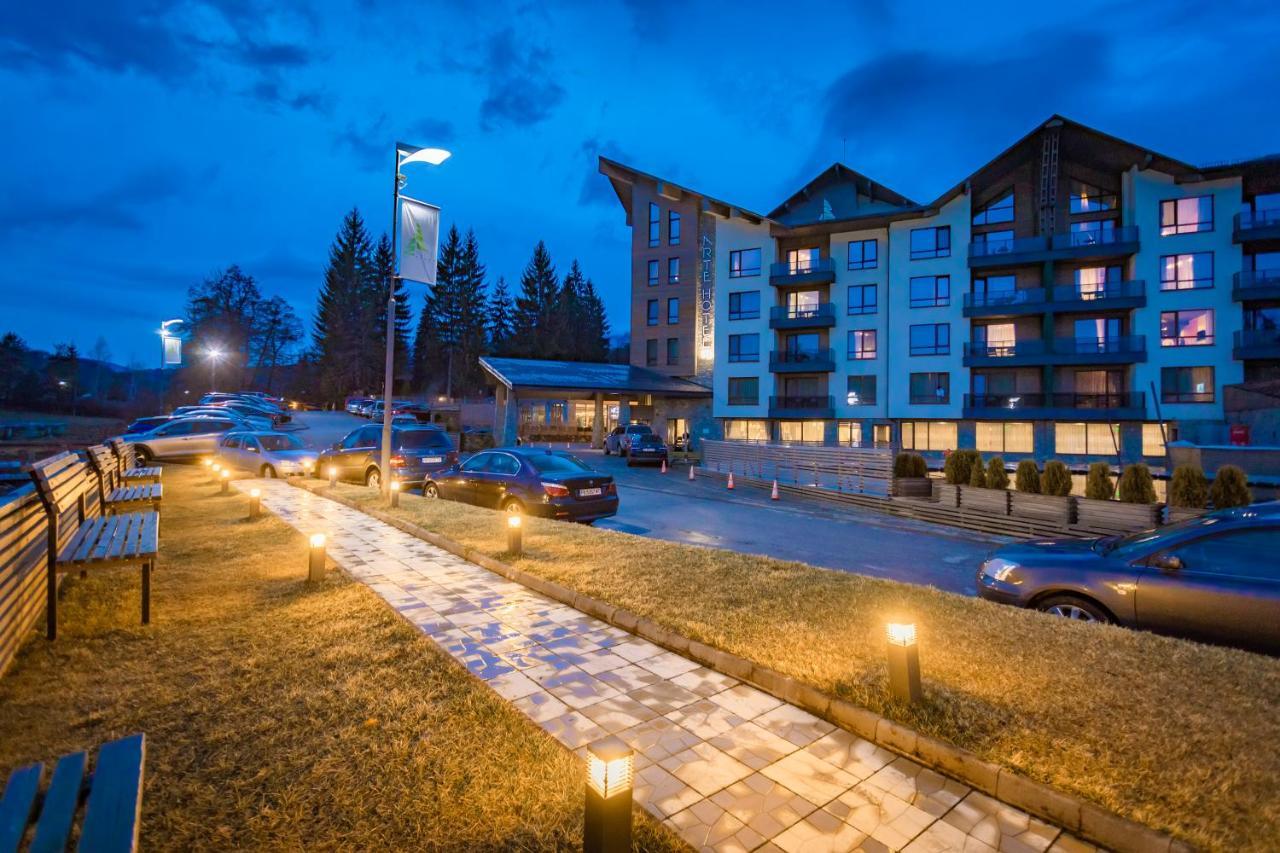 アルテ スパ&パーク ホテル ヴェリングラード エクステリア 写真 The Village at Sun Peaks
